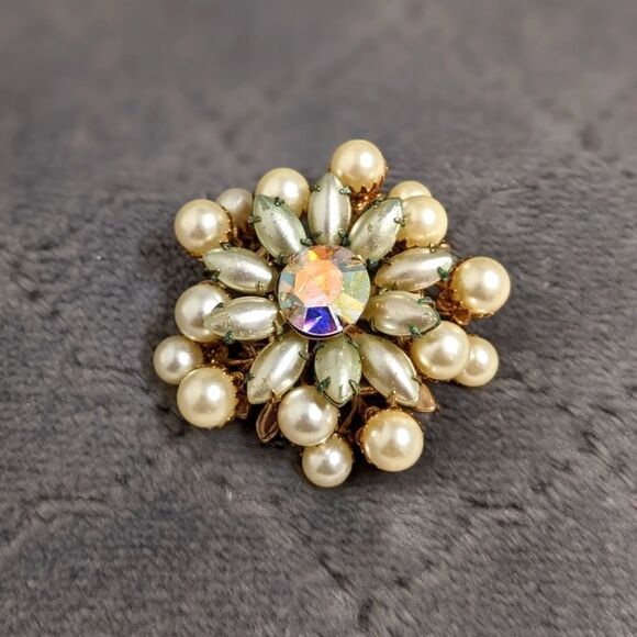 Vintage 50's Faux Pearl w/ AB Crystal Accent Brooche - Picture 1 of 6